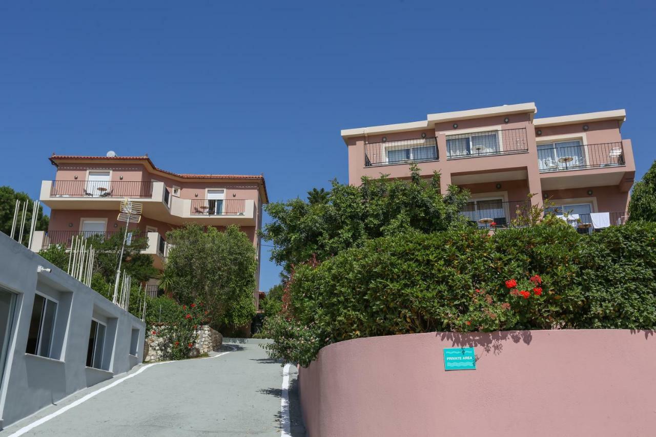 Pelagos Apartments Skala  外观 照片
